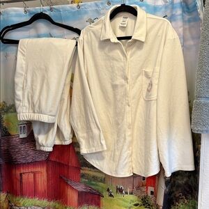 PINK Victoria's Secret Almond Fleece Set